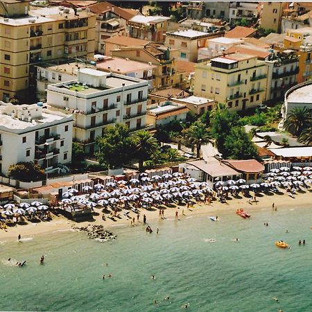 Casa Vacanze Lido Azzurro Агрополи Экстерьер фото